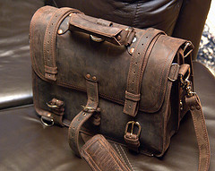 Leather bag by Samikki